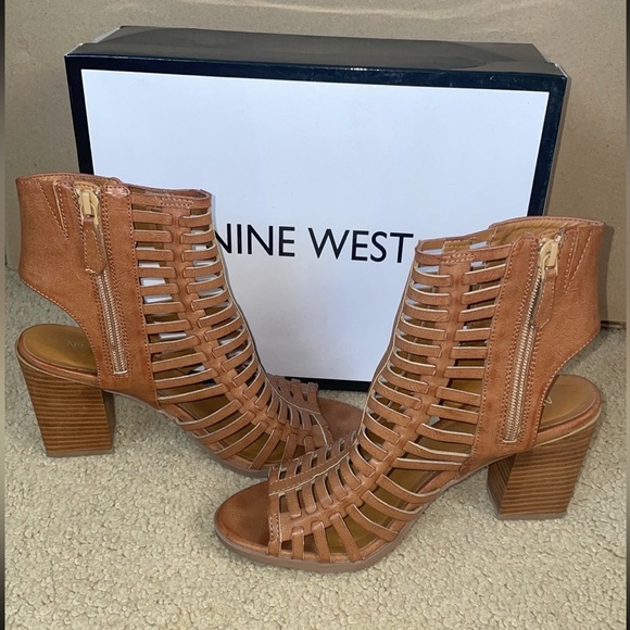 Nine West Women’s heels - Picture 1 of 5